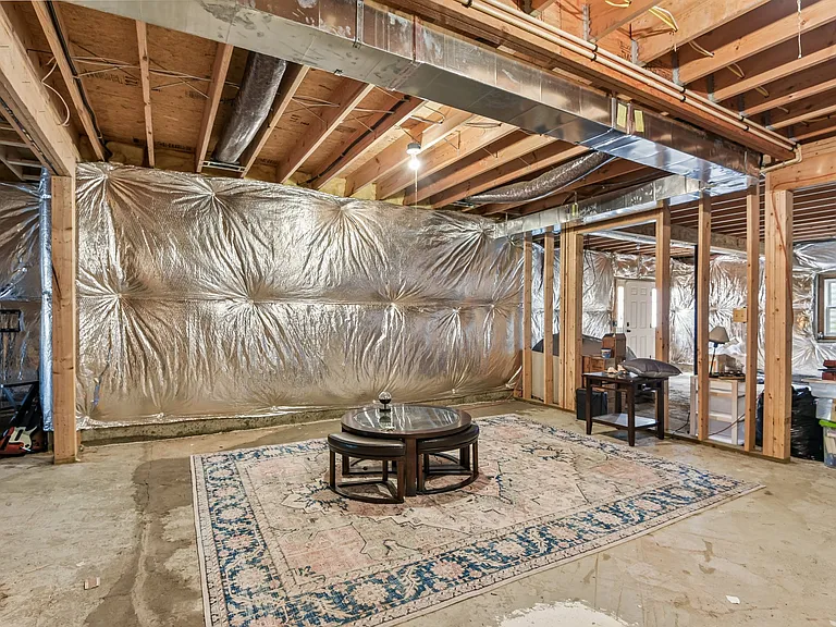 1097 Underwood Rd — Photo 56