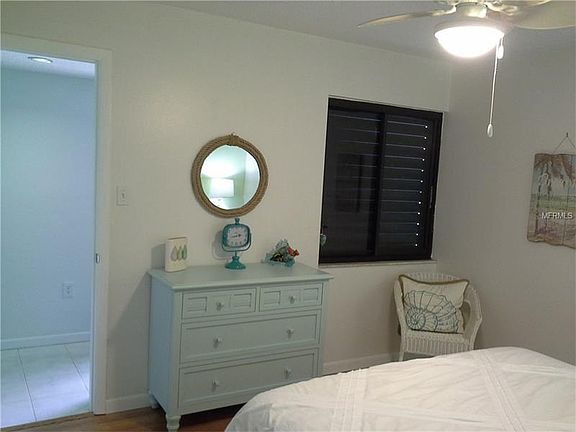 5th image of 5216 Lake Village Dr