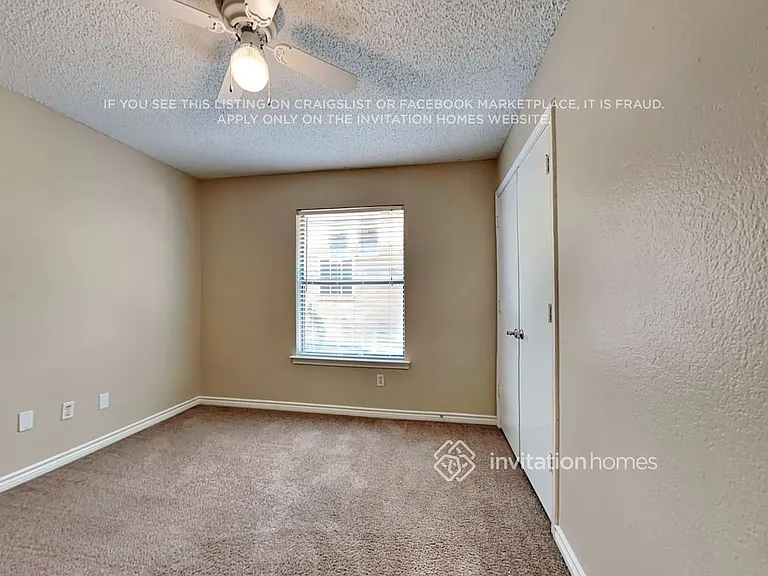 2512 Bayberry Ln — Photo 9