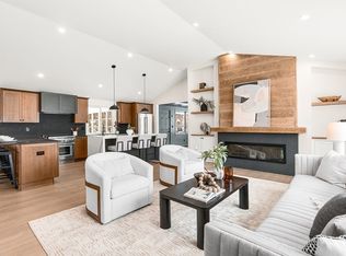 715 Summer St, Lynnfield, MA 01940