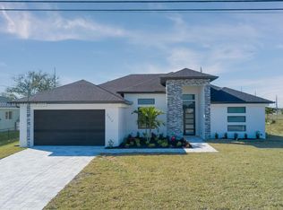 2312 NE Juanita Pl, Cape Coral, FL 33909
