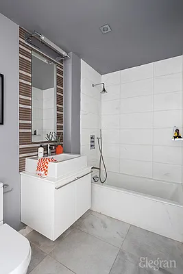 Sold by Elegran | media 21