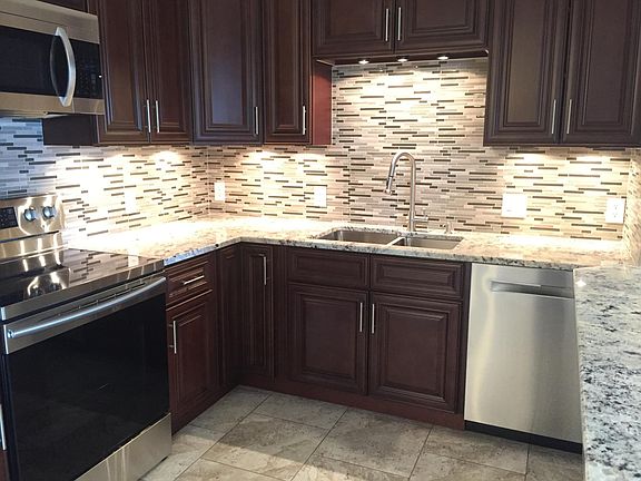 4th image of 5610 Spotswood Dr