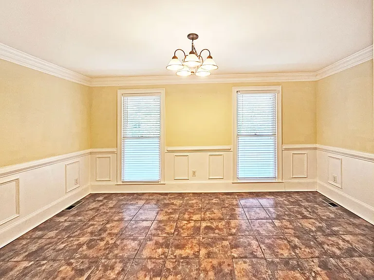 1653 Wildwood Rd NE — Photo 27