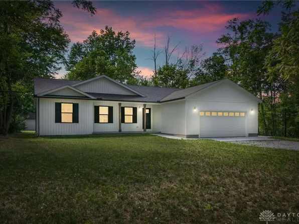 261 Park Ave, Lynchburg, OH 45142