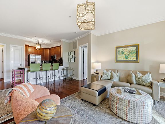 5th image of 21 George St APT 111