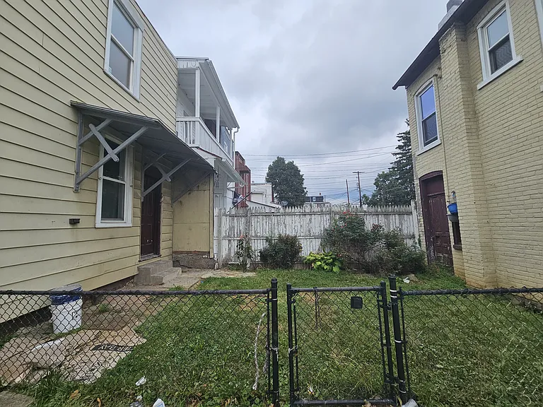 731 N Lumber St — Photo 3