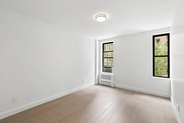 Rented by Corcoran | media 23