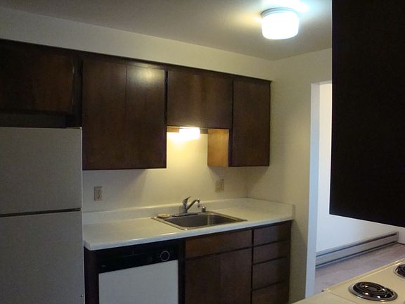 5th image of 210 N 15th St #10