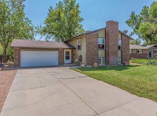 18 Carpenter Pl, Pueblo, CO 81001