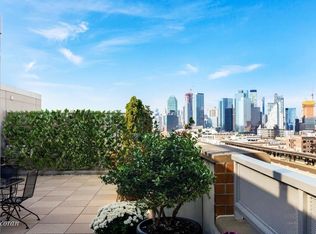 4102 Queens Blvd APT 6B, Long Island City, NY 11104