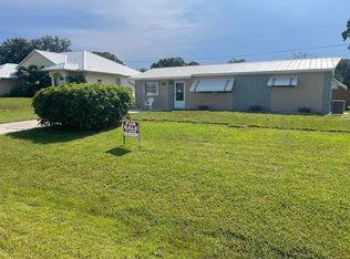 425 Easy St, Sebastian, FL 32958