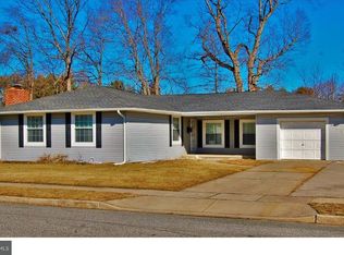 325 John F Kennedy Blvd, Lawnside, NJ 08045