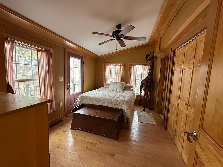 111 Pendleton Rd — Photo 16