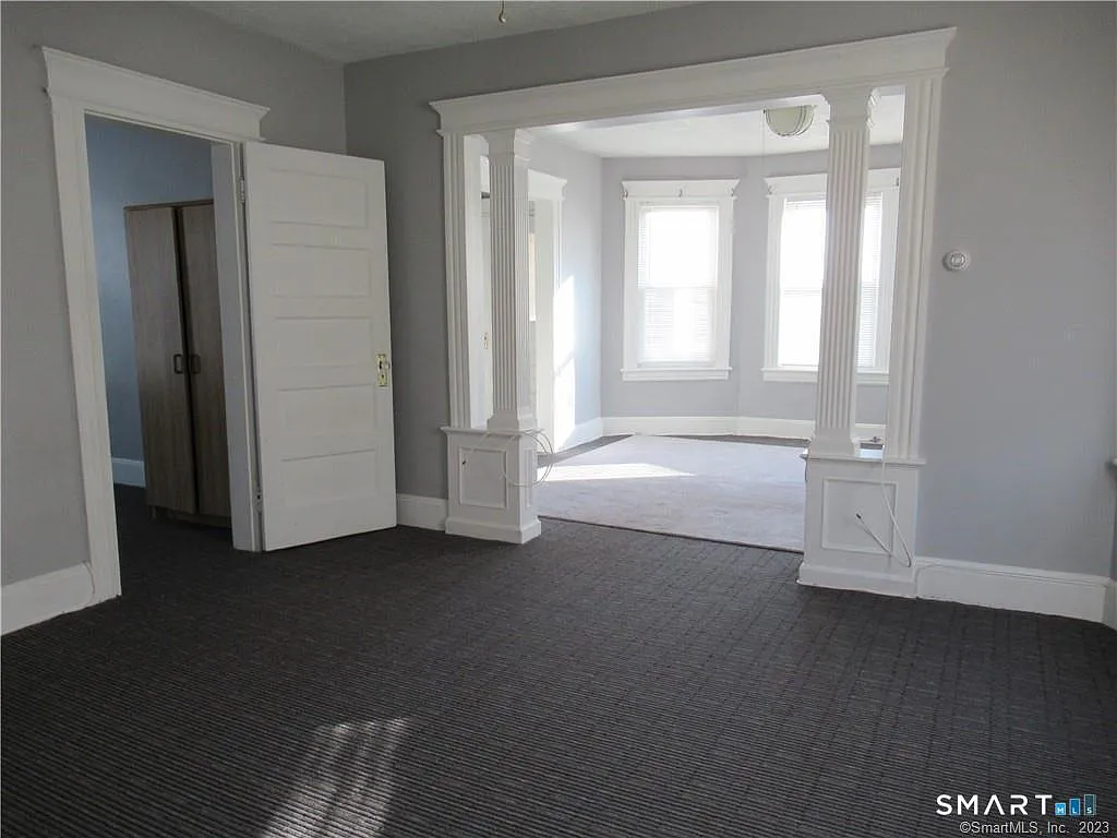2 bed, 1.0 bath, 3525 sqft, $2,150 — Photo 4