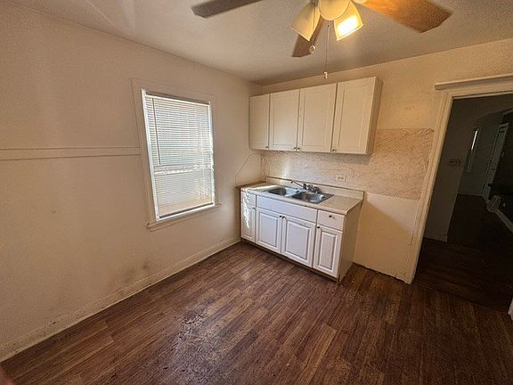 5th image of 9757 S Ingleside Ave