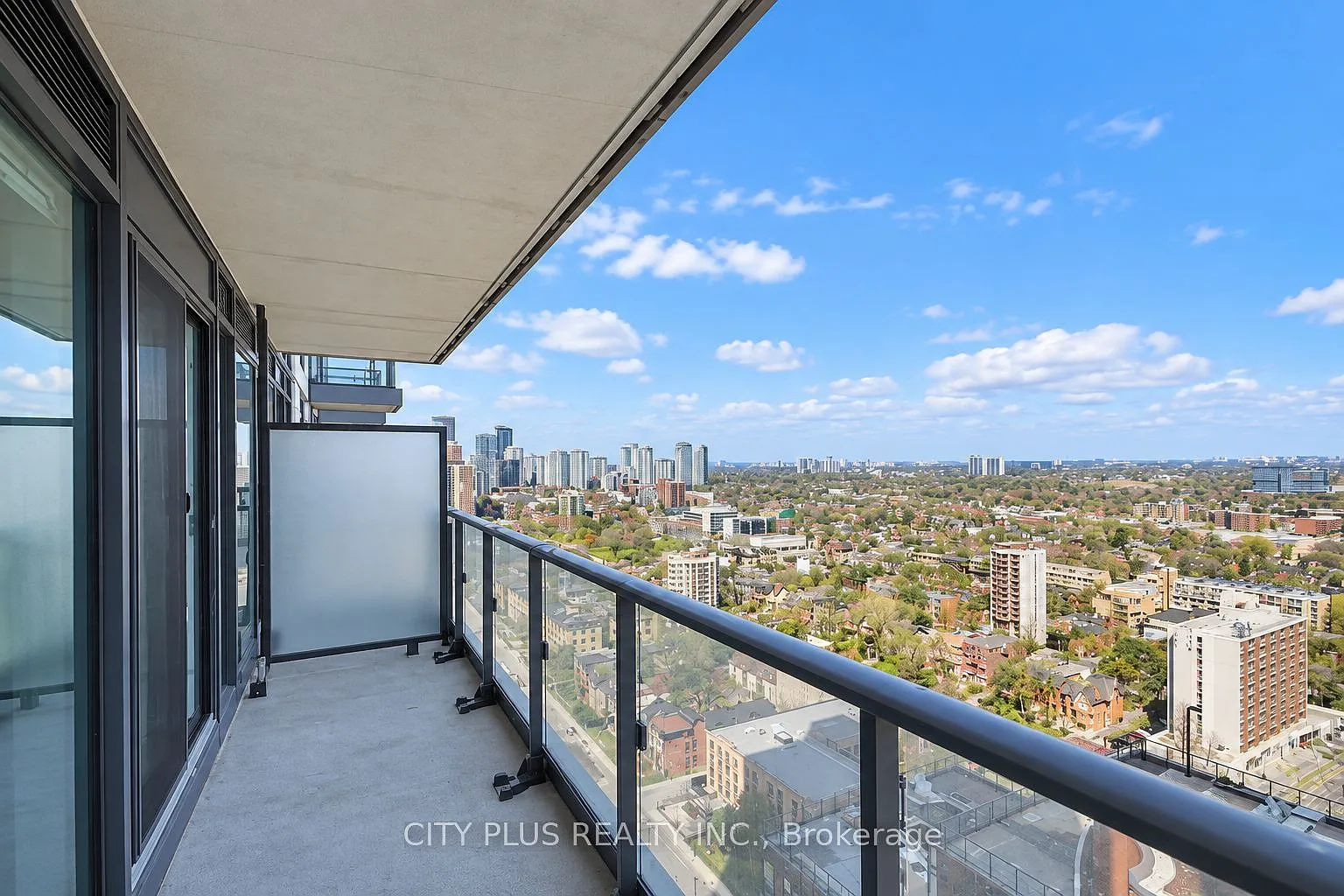 251 Jarvis St — Photo 3