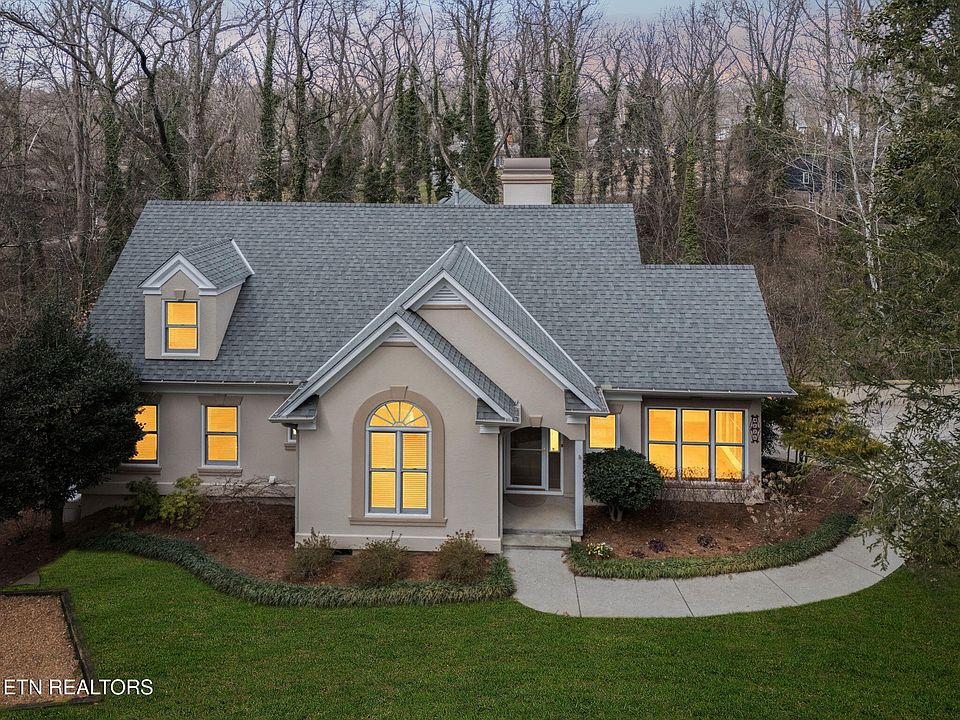 1st image of 4225 Valencia Rd