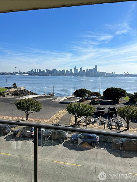 4th image of 1301 Harbor Ave SW #308