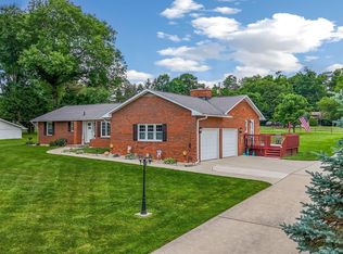 1030 Rhoda Ln NE, Lancaster, OH 43130