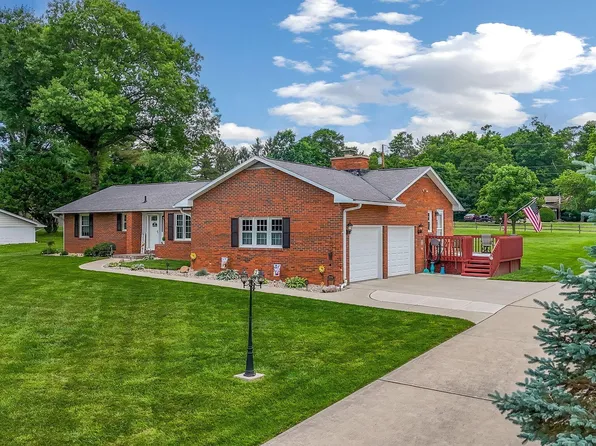 1030 Rhoda Ln NE, Lancaster, OH 43130
