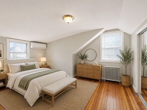 5th image of 120-11 218th St #1