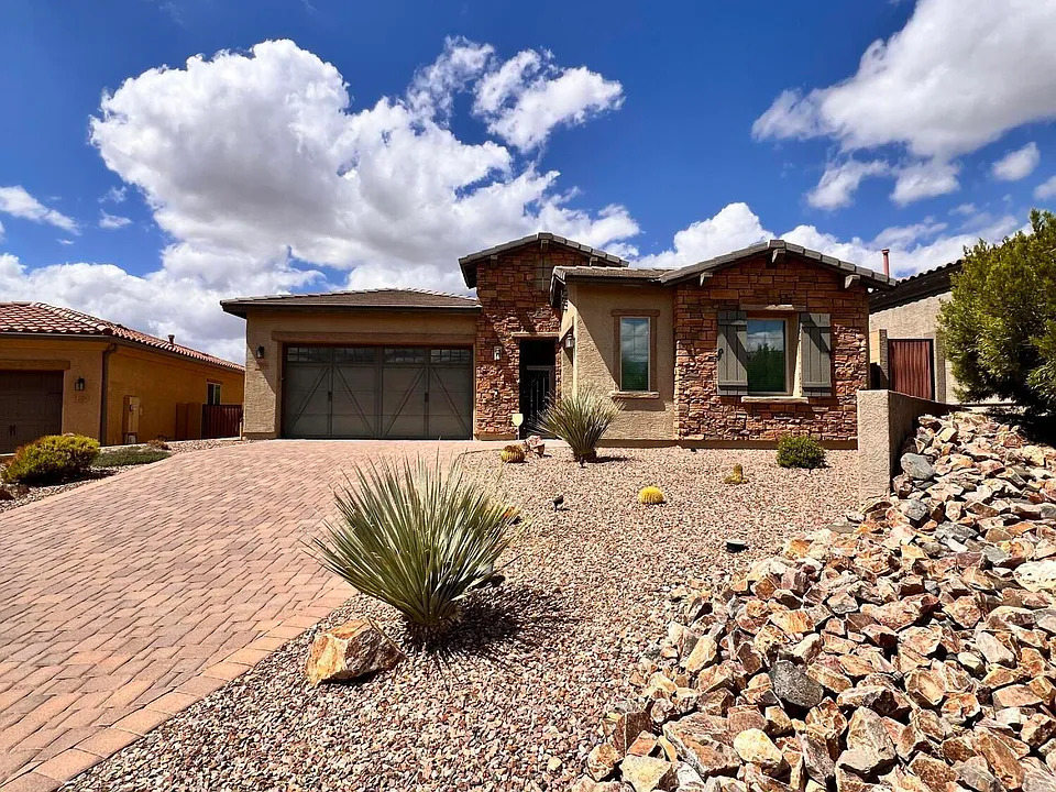 13289 N Rainbow Cactus Ct