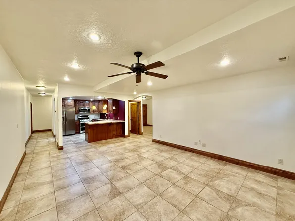 6819 S Greenfield Way, Cottonwood Heights, UT 84121