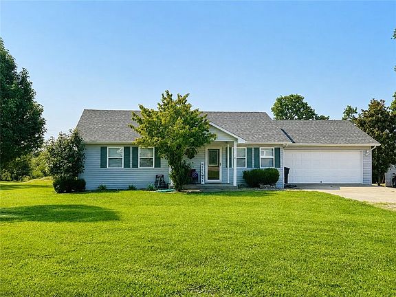 2nd image of 12338 Crestview Dr