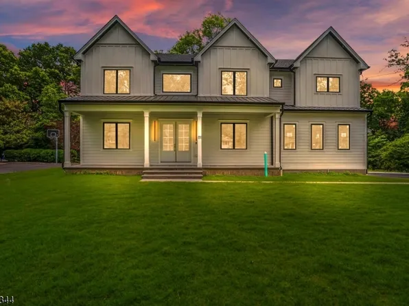 81 Ridge Dr, Livingston Twp., NJ 07039