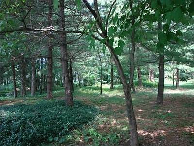 1st image of 1922 Applewood Cir