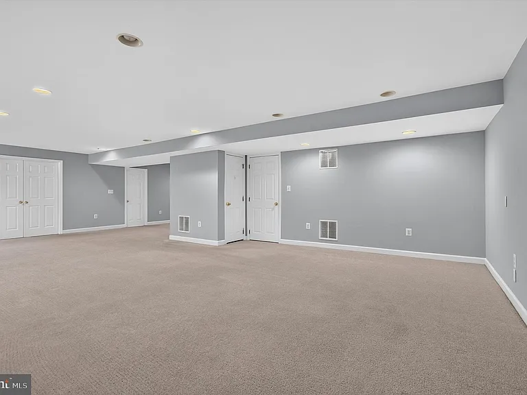 25670 S Village Dr — Photo 41
