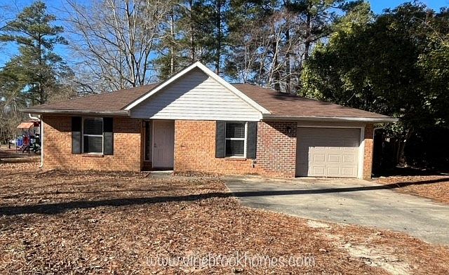1st image of 101 Caspia Ct
