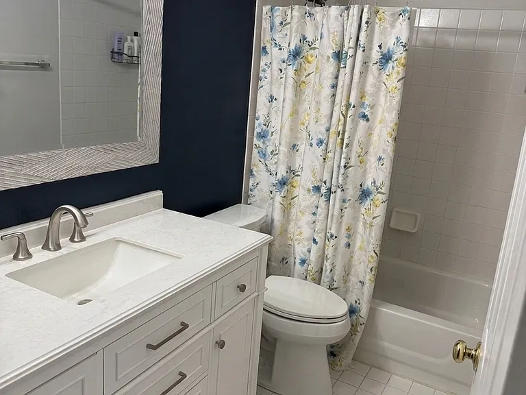 322 Bloomfield Ct — Photo 9