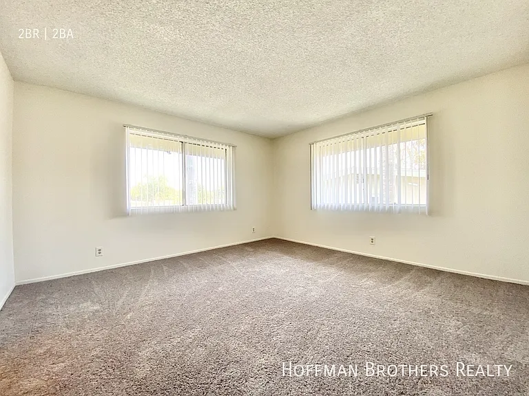 815 Centinela Ave #107 — Photo 4