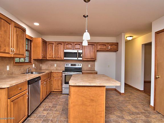 3rd image of 12518 High Meadow Dr