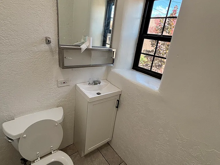 755 Dunlap St #G — Photo 15