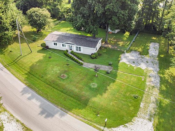 4th image of 57 Georgian Dr SW