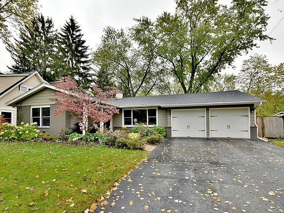 2nd image of 6630 Blackstone Dr
