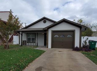 401 Cates Dr, Kaufman, TX 75142