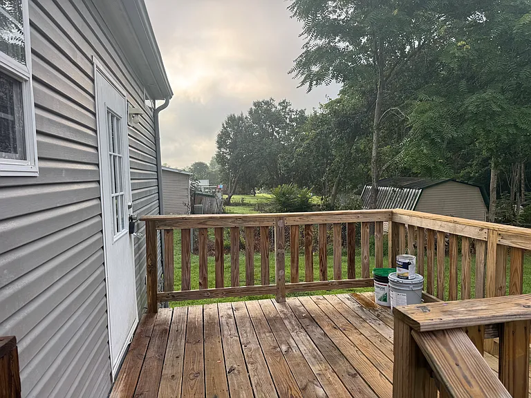 379 Pointe Ln — Photo 11