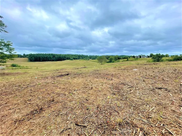 3500 Jefferson St N, Lewisburg, WV 24901