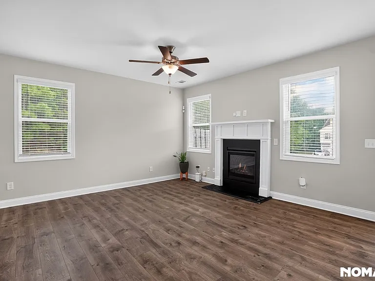 2560 Centennial Cv — Photo 18