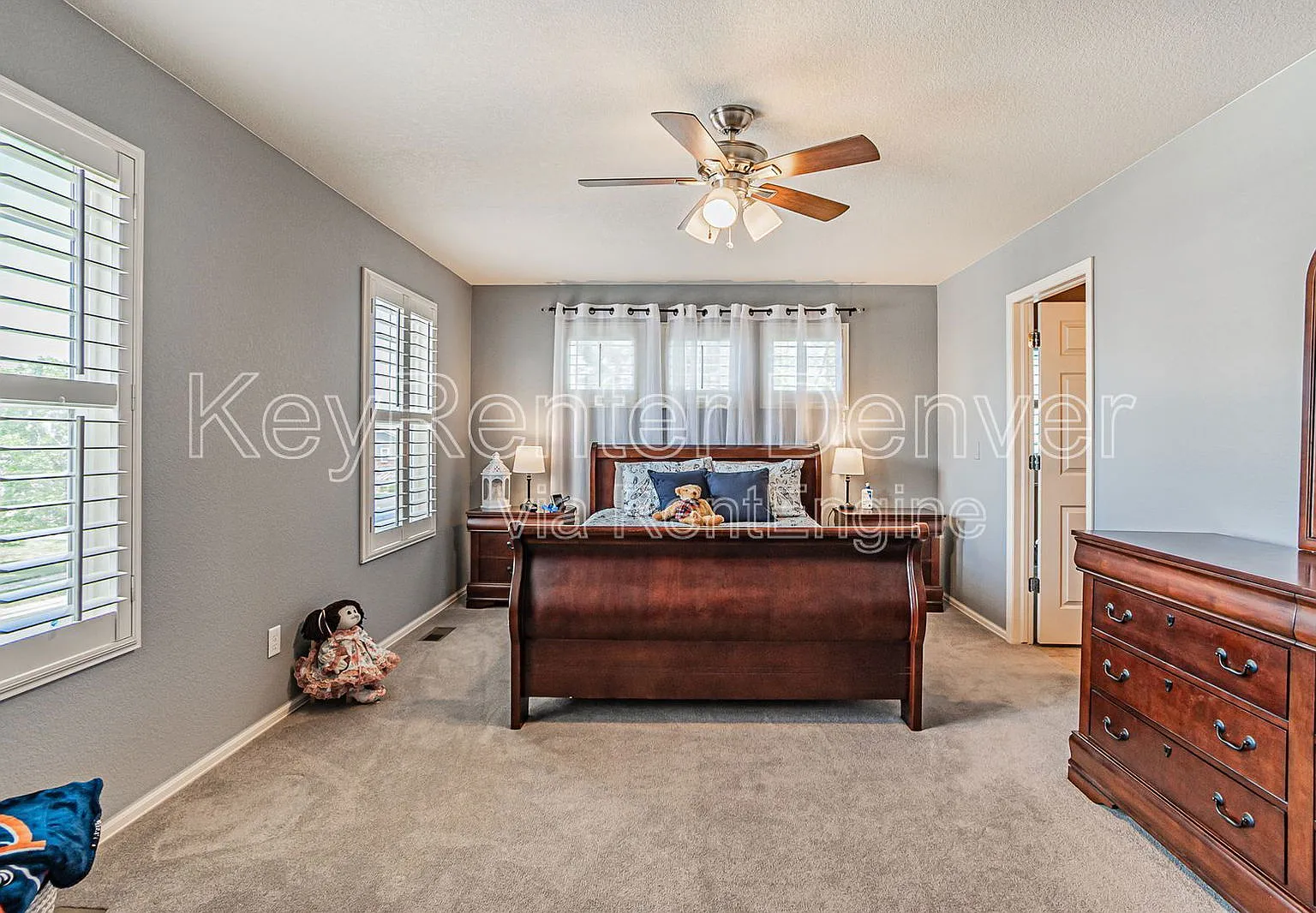 3 bed, 2.5 bath, 1792 sqft, $2,700 — Photo 3