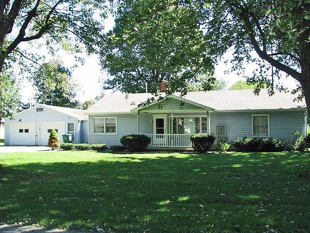 1st image of 3137 Beechwood Dr