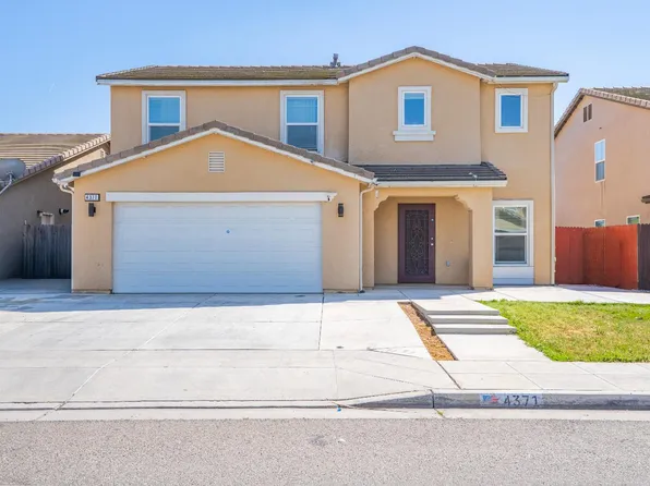 4371 W Saginaw Way, Fresno, CA 93722