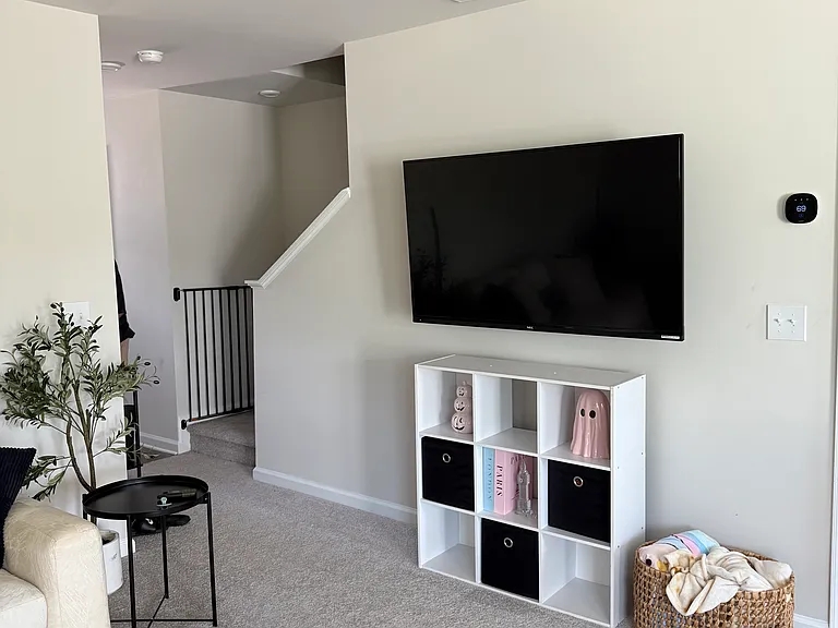110 Gaskin Ct — Photo 8