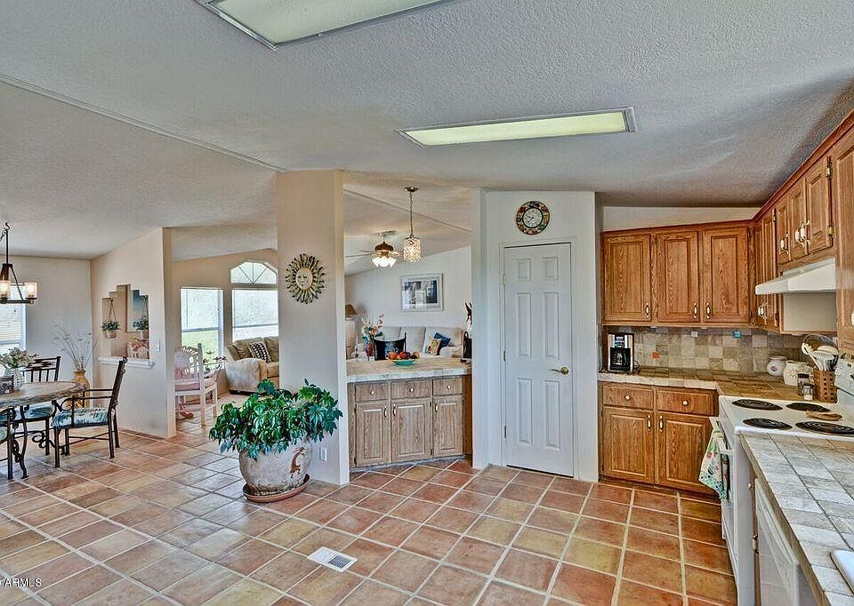 1st image of 38212 N 31st Ave