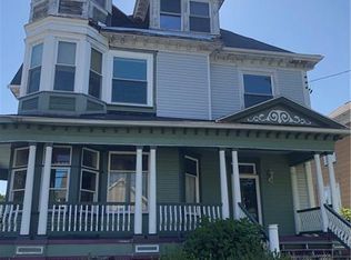 898 Chestnut St, Indiana, PA 15701