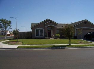 1507 Persimmon St, Lemoore, CA 93245